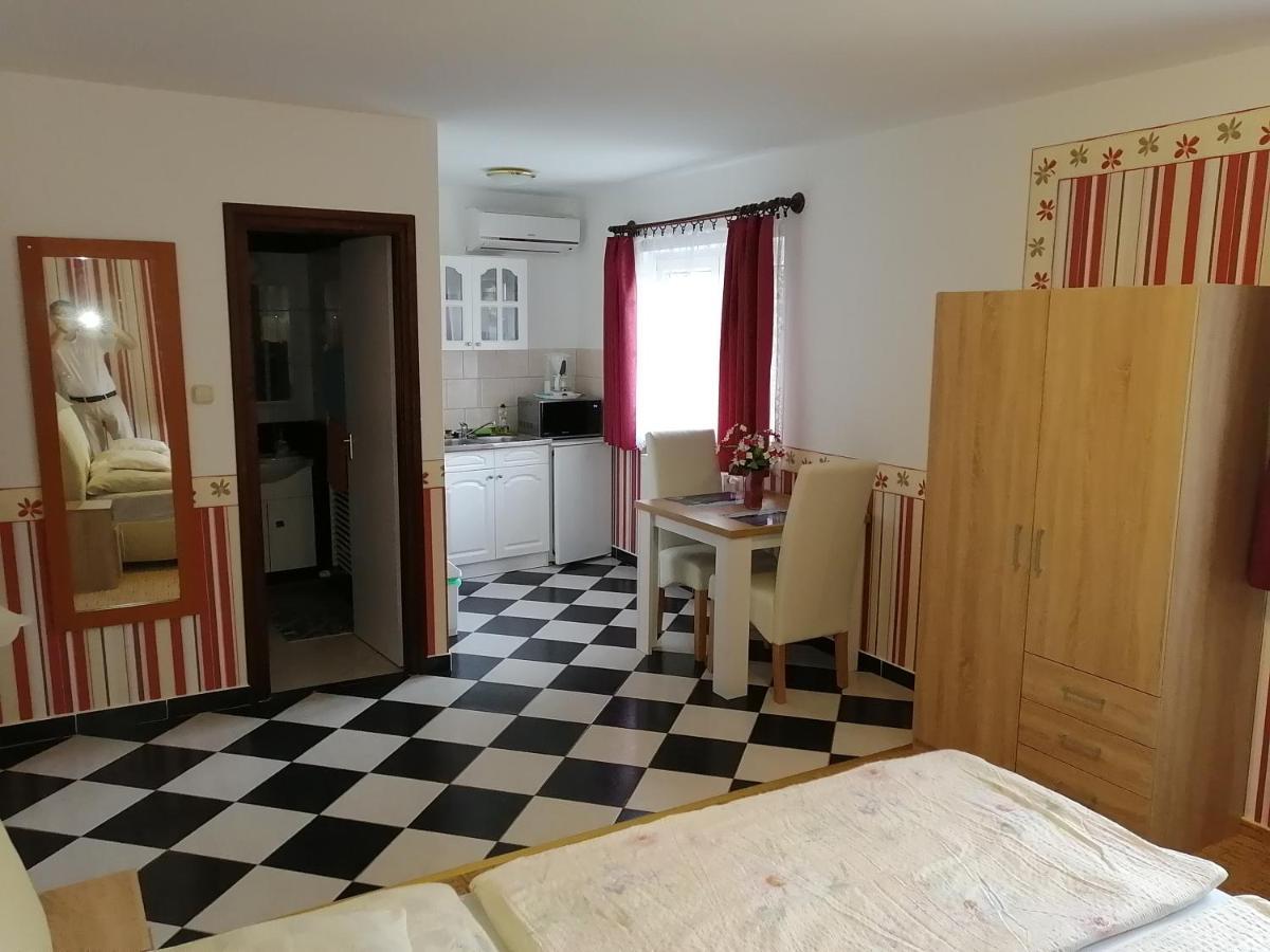 Magdalena Apartmanhaz Hévíz Dış mekan fotoğraf