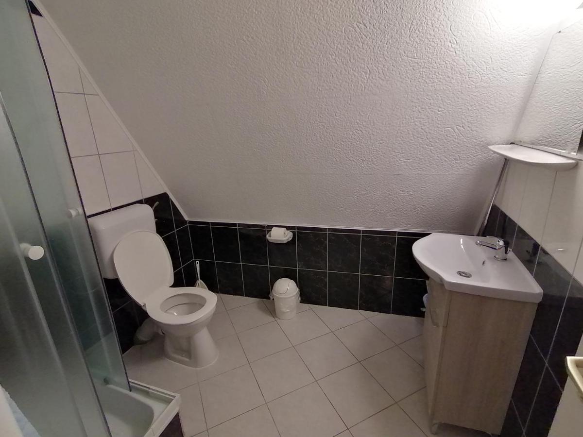 Magdalena Apartmanhaz Hévíz Dış mekan fotoğraf